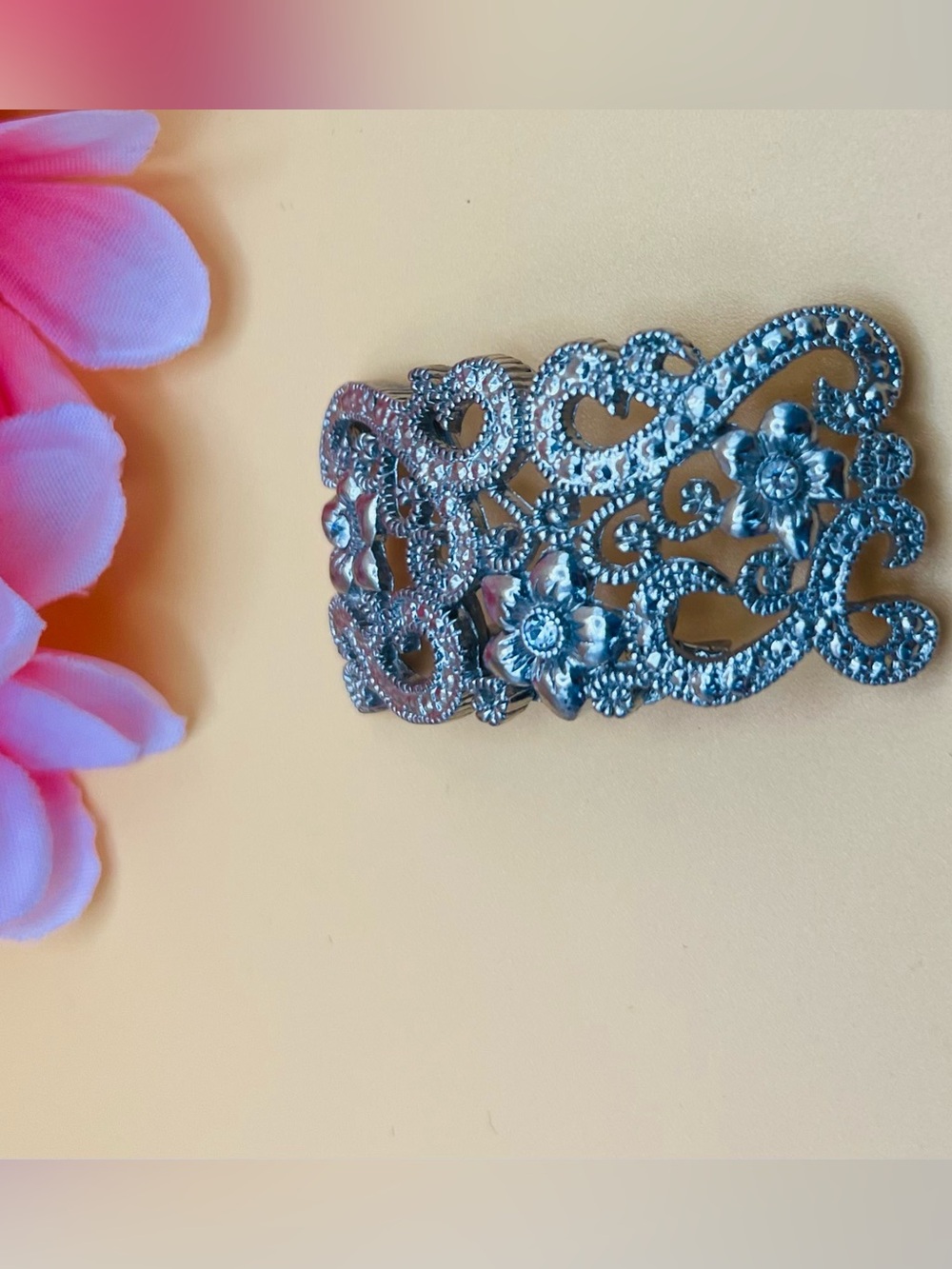 Silver Floral Filigree brooch with clear crystal
